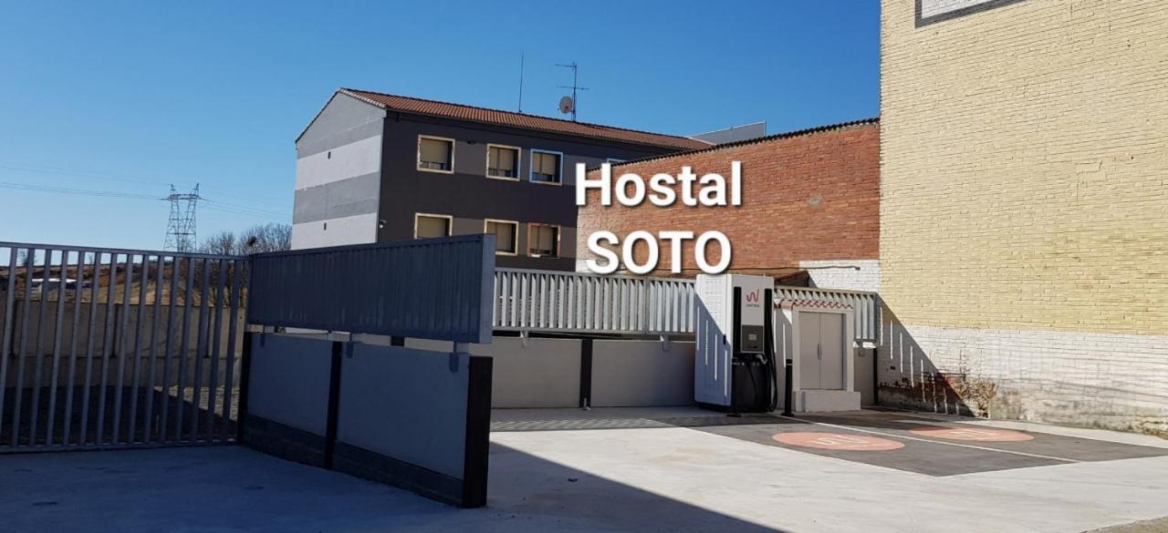 Hostal Soto La Virgen del Camino Esterno foto