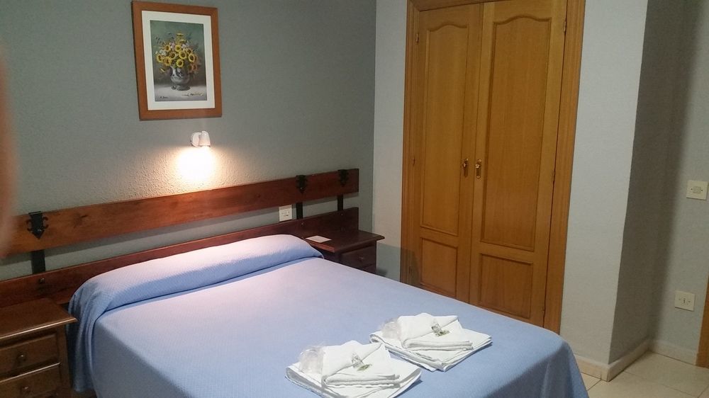 Hostal Soto La Virgen del Camino Esterno foto